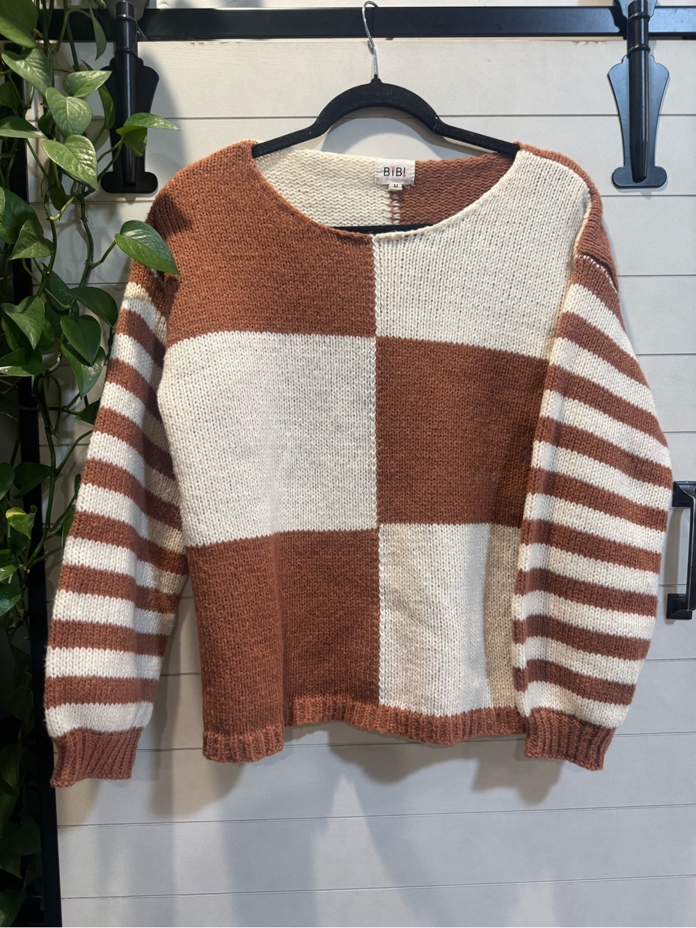 BiBi Checkerboard & Stripe Crewneck Sweater in Rust and Cream